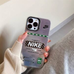 قاب طرح دار اسپرت طرح Nike Barcode ایفون 13